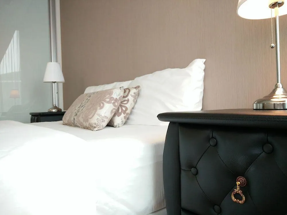 Vipod Klcc Service Suites Malaysia